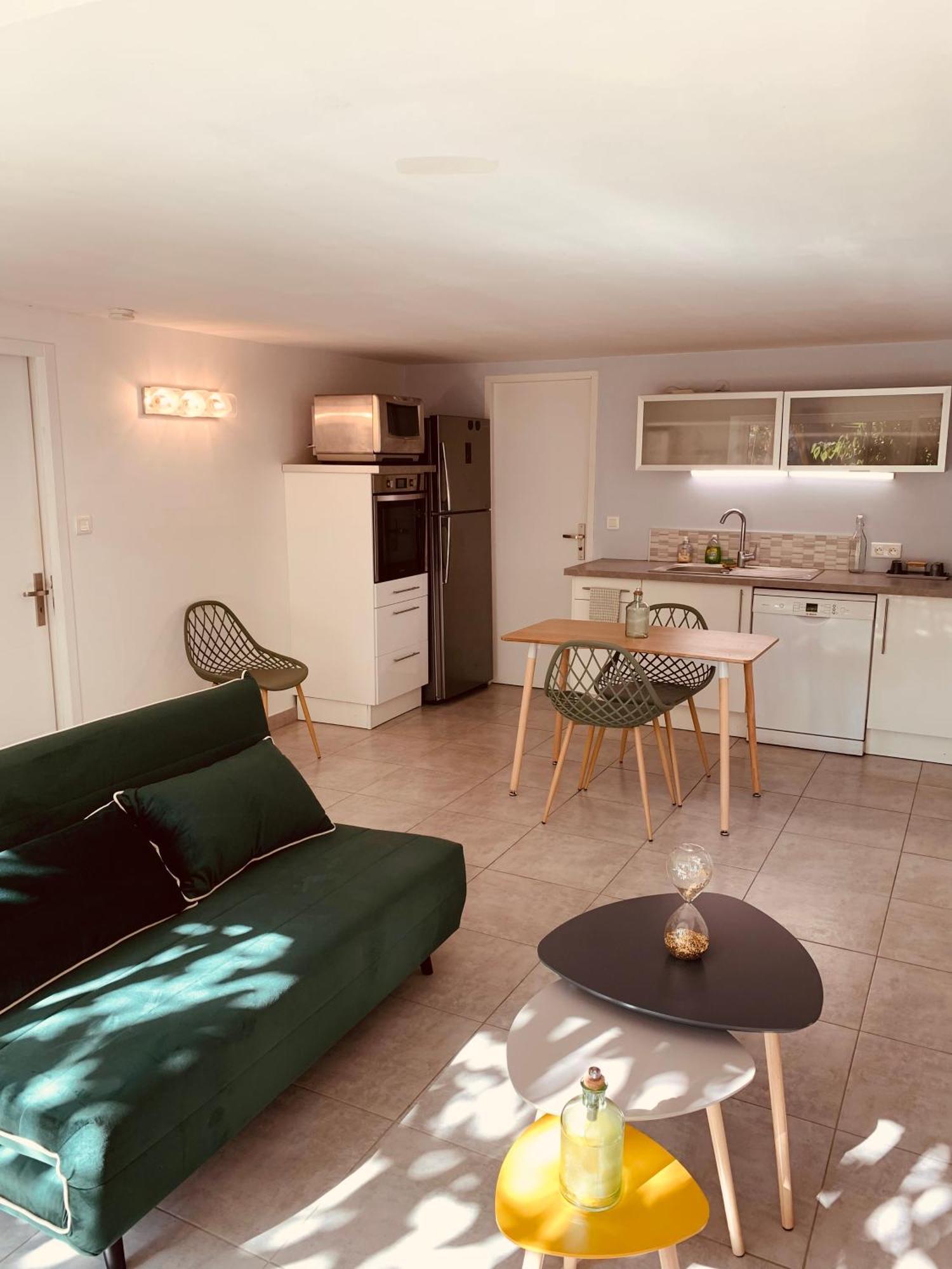 Appartement Independant Avec Jardin Et Acces Piscine Nimes Exterior foto